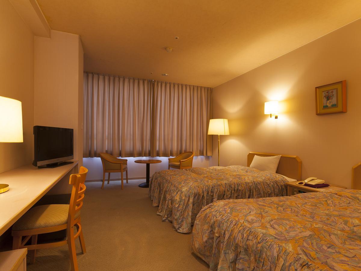 โฮเทล โคะชุเอ็ง Hotel วาจิมะ ภายนอก รูปภาพ